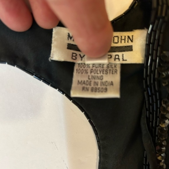 Mark & John By Gopal Black Sequin Beaded Full Length Evening Gown Size Small - Picture 7 of 9